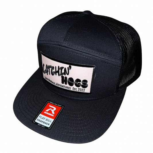 Catchin' Hogs - 7panel black